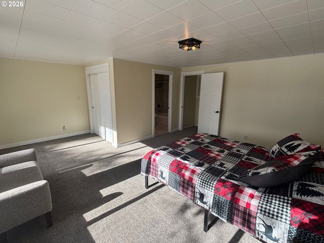 5360 BUCKSKIN BOB, Florence, OR 97439