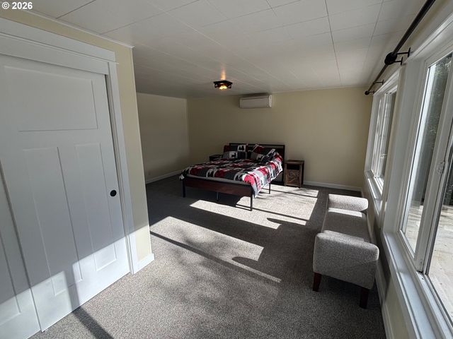 5360 BUCKSKIN BOB, Florence, OR 97439