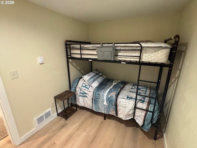 5360 BUCKSKIN BOB, Florence, OR 97439