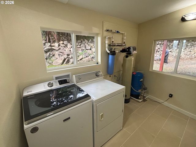 5360 BUCKSKIN BOB, Florence, OR 97439