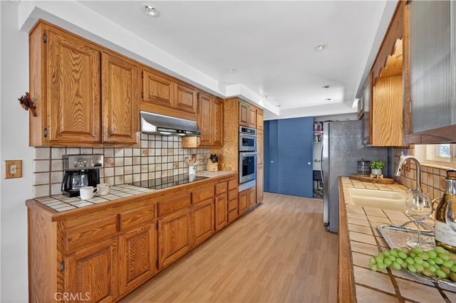 1377 N Shelley Avenue, Upland, CA 91786