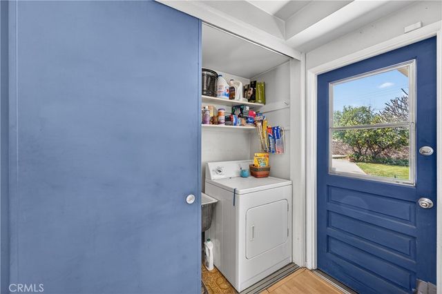 1377 N Shelley Avenue, Upland, CA 91786