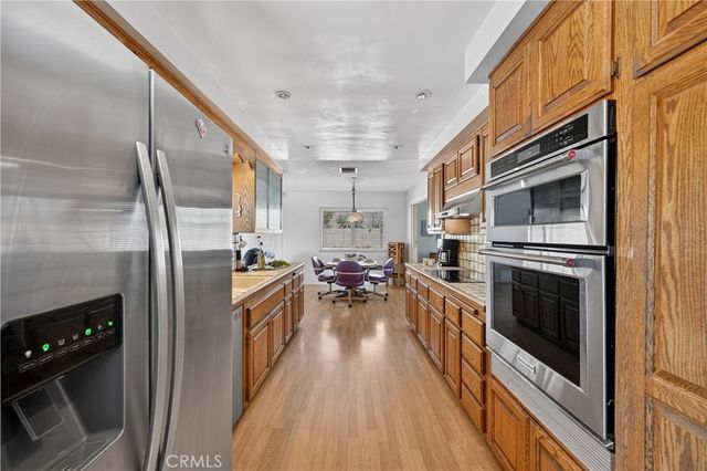 1377 N Shelley Avenue, Upland, CA 91786