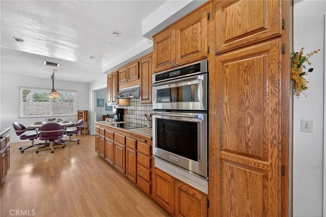 1377 N Shelley Avenue, Upland, CA 91786