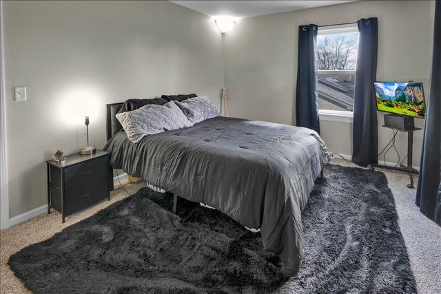 940 Orchard Court, Batavia, IL 60510