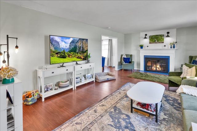 940 Orchard Court, Batavia, IL 60510