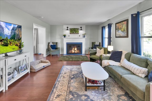 940 Orchard Court, Batavia, IL 60510