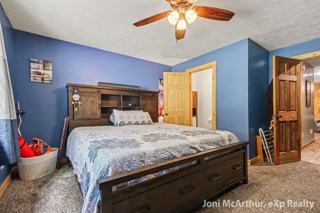 11801 19 Mile Road NE, Cedar Springs, MI 49319