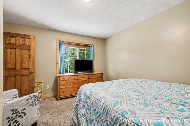 11801 19 Mile Road NE, Cedar Springs, MI 49319