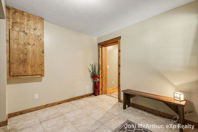 11801 19 Mile Road NE, Cedar Springs, MI 49319