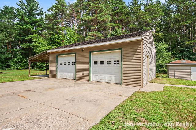11801 19 Mile Road NE, Cedar Springs, MI 49319
