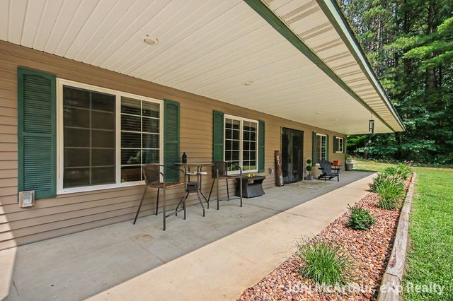 11801 19 Mile Road NE, Cedar Springs, MI 49319