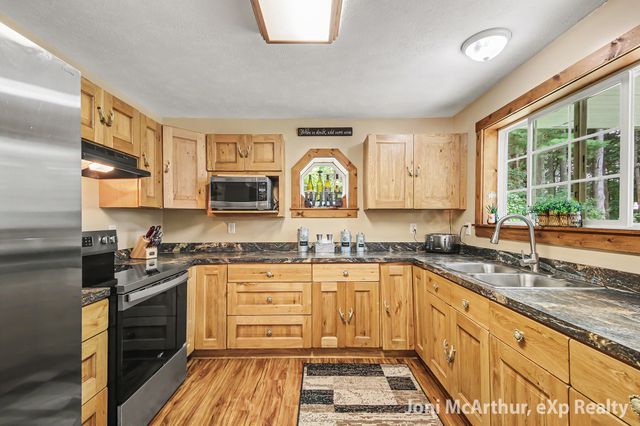 11801 19 Mile Road NE, Cedar Springs, MI 49319
