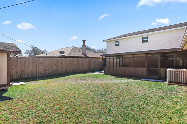 1807 Marlock Lane, Pasadena, TX 77502