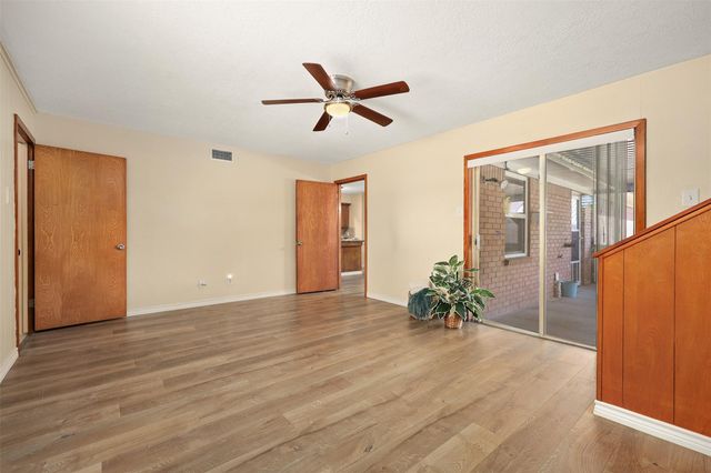 1807 Marlock Lane, Pasadena, TX 77502