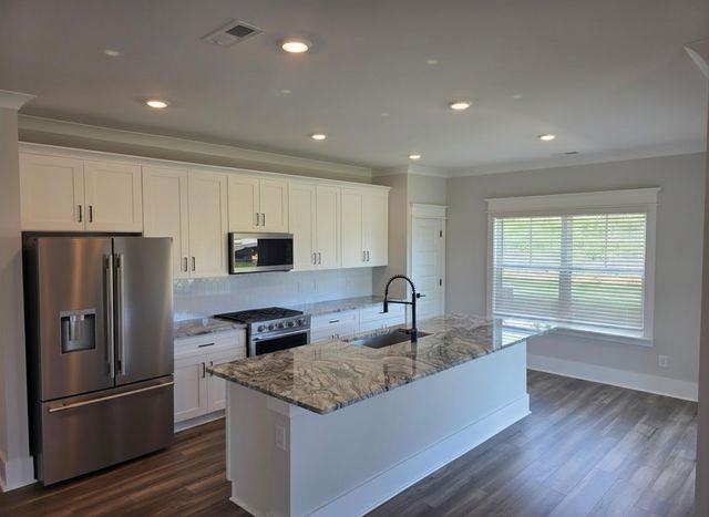 332 Springbrook Blvd, White House, TN 37188