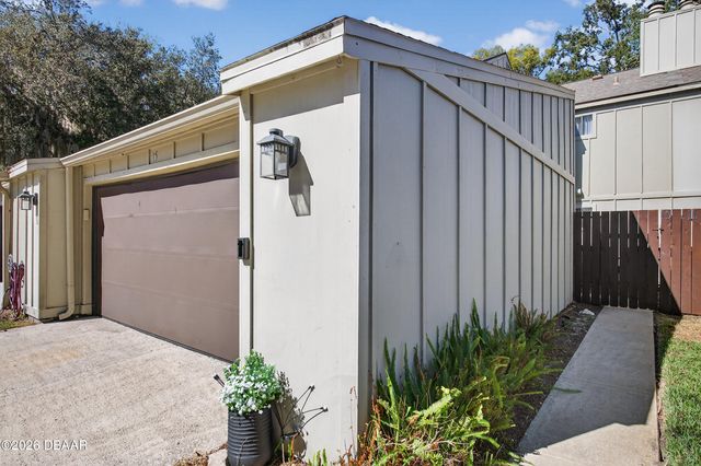 15 Maplewood Trail, Ormond Beach, FL 32174