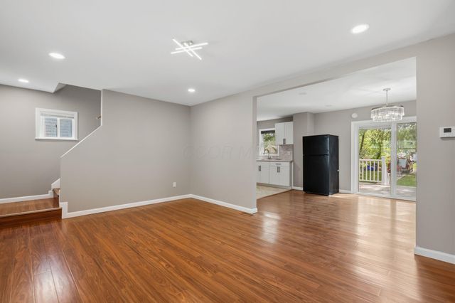 1443 Minnesota Avenue, Columbus, OH 43211