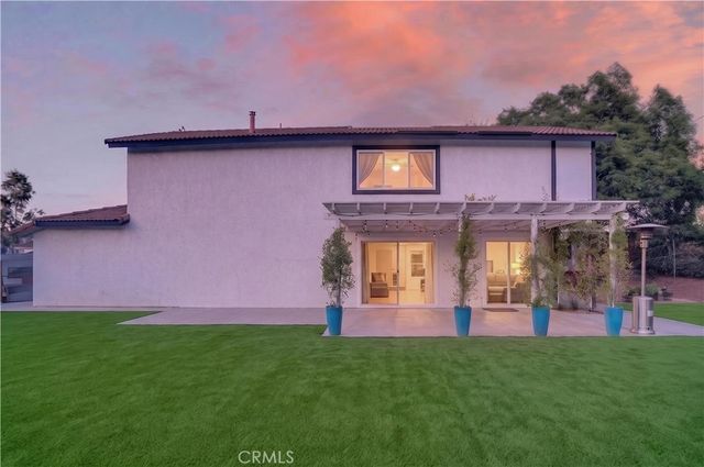 655 W Ontario Avenue, Corona, CA 92882