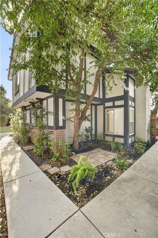 655 W Ontario Avenue, Corona, CA 92882