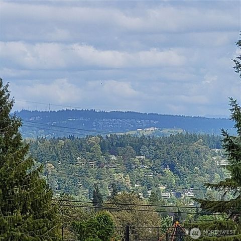 8028 Beacon Avenue S, Seattle, WA 98118