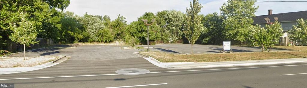 2970 VALLEY AVE, Winchester, VA 22601