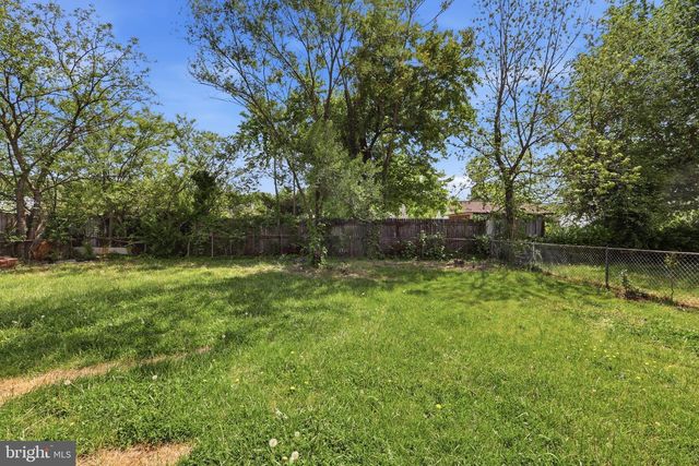 2706 NEWGLEN AVE, District Heights, MD 20747