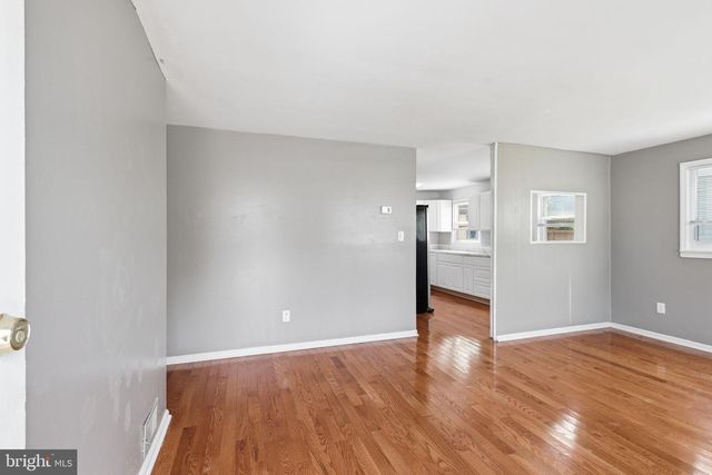 2706 NEWGLEN AVE, District Heights, MD 20747