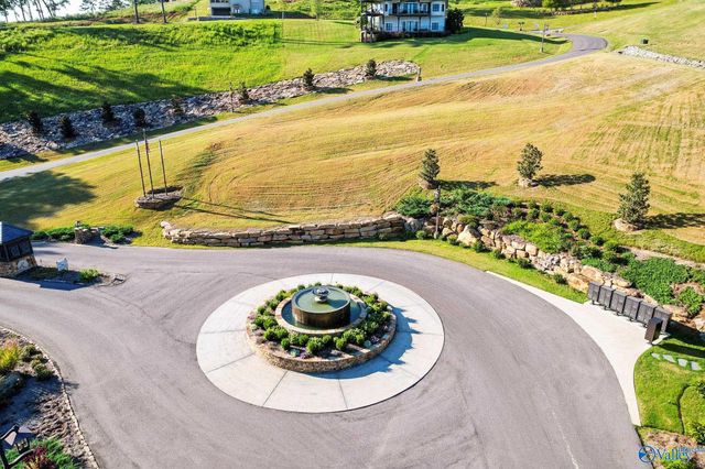 572 Reserve Drive, Guntersville, AL 35976