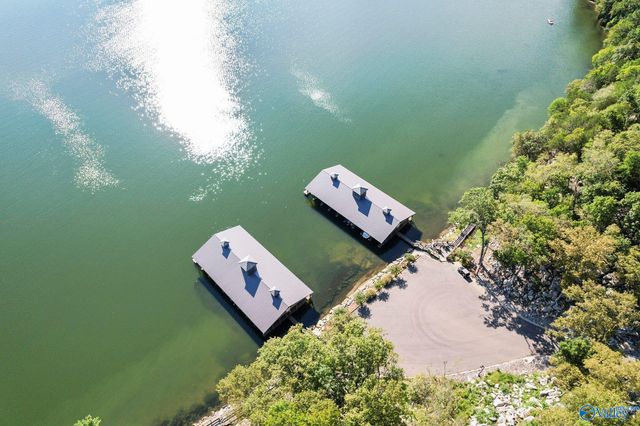 572 Reserve Drive, Guntersville, AL 35976