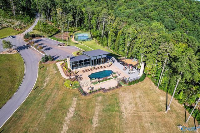 572 Reserve Drive, Guntersville, AL 35976