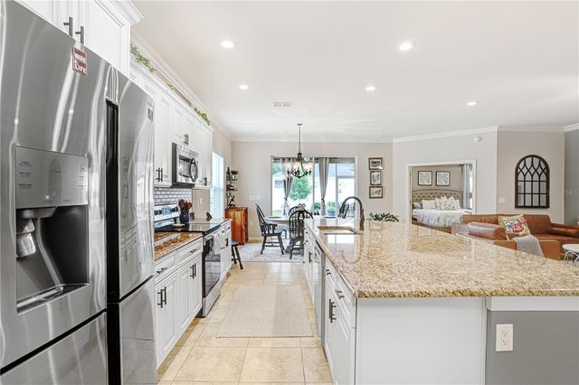 8235 WILDER LOOP, Lakeland, FL 33809