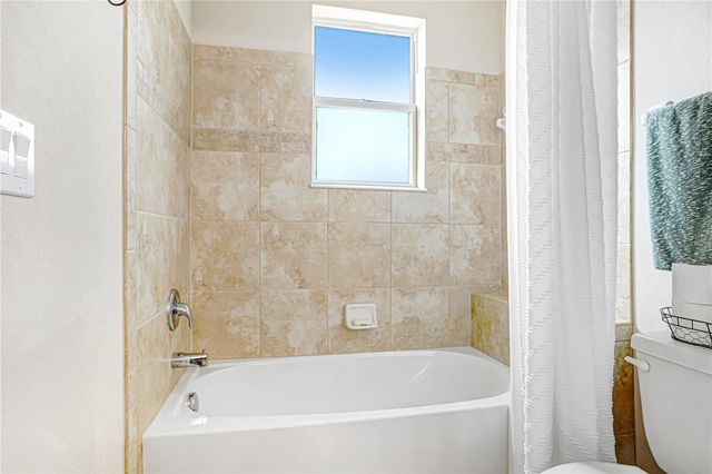 8235 WILDER LOOP, Lakeland, FL 33809