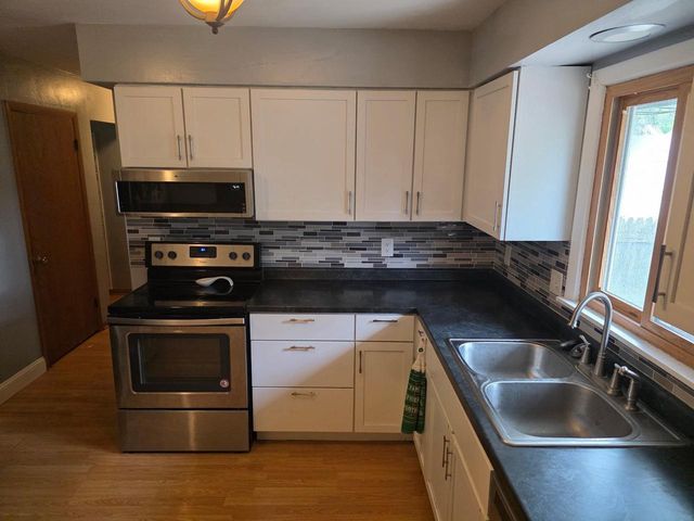 52 S Randall Avenue, Janesville, WI 53545