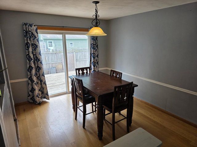 52 S Randall Avenue, Janesville, WI 53545