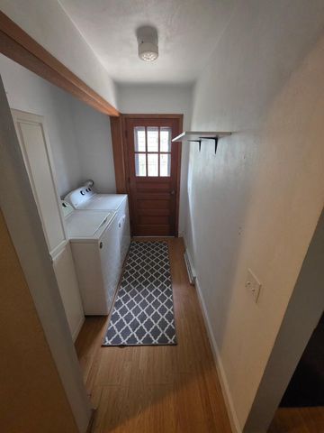 52 S Randall Avenue, Janesville, WI 53545