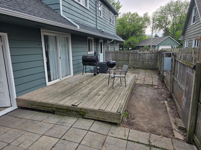 52 S Randall Avenue, Janesville, WI 53545