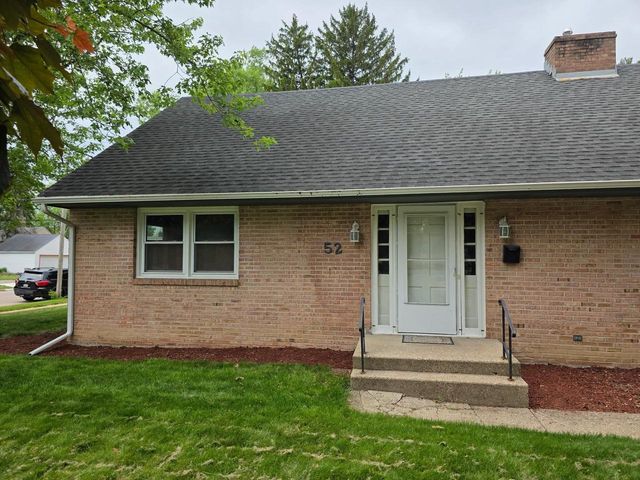 52 S Randall Avenue, Janesville, WI 53545