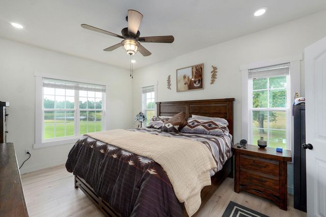 4360 State Hwy Ww, Verona, MO 65769