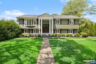 377 Chelsea Street, Paramus, NJ 07652