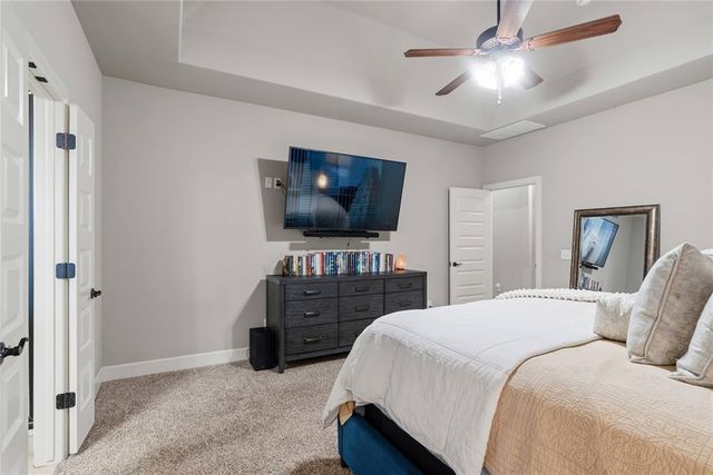 905 NW 189th Circle, Edmond, OK 73012