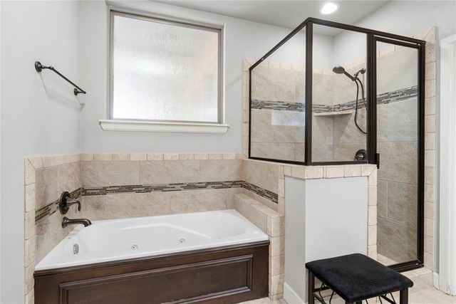 905 NW 189th Circle, Edmond, OK 73012