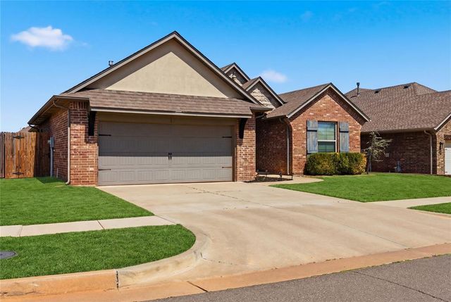 905 NW 189th Circle, Edmond, OK 73012