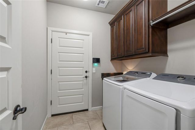 905 NW 189th Circle, Edmond, OK 73012