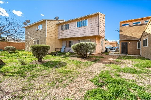 5248 Greene Lane B, Las Vegas, NV 89119