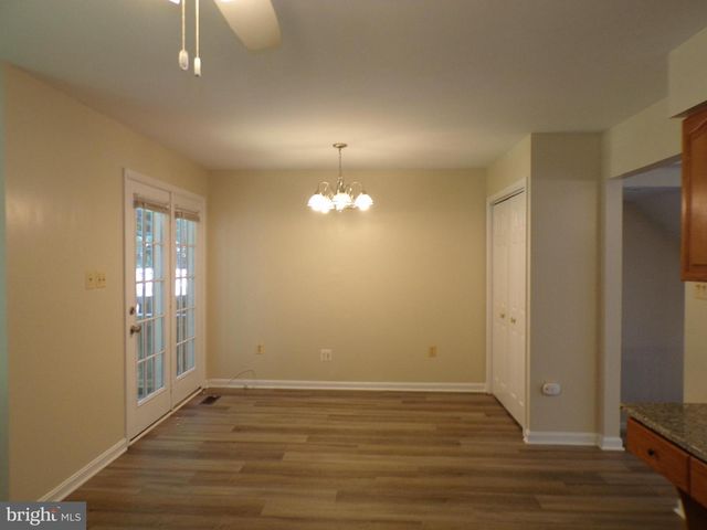 8305 RIDGE CROSSING LN, Springfield, VA 22152