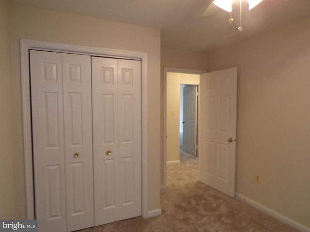 8305 RIDGE CROSSING LN, Springfield, VA 22152