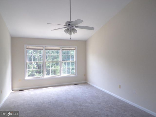 8305 RIDGE CROSSING LN, Springfield, VA 22152