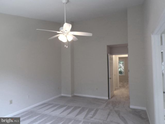 8305 RIDGE CROSSING LN, Springfield, VA 22152