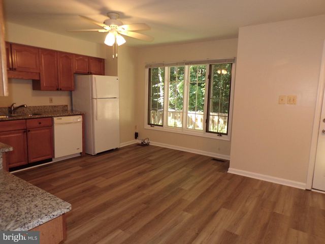 8305 RIDGE CROSSING LN, Springfield, VA 22152